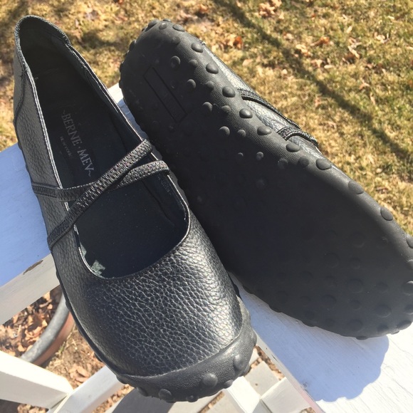 Berne-Mev Shoes. size 39 - Picture 3 of 6